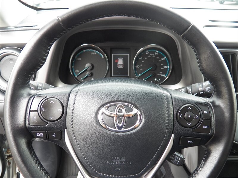 2016 Toyota RAV4 Hybrid Limited AWD - Photo 20 - Mishawaka, IN 46545