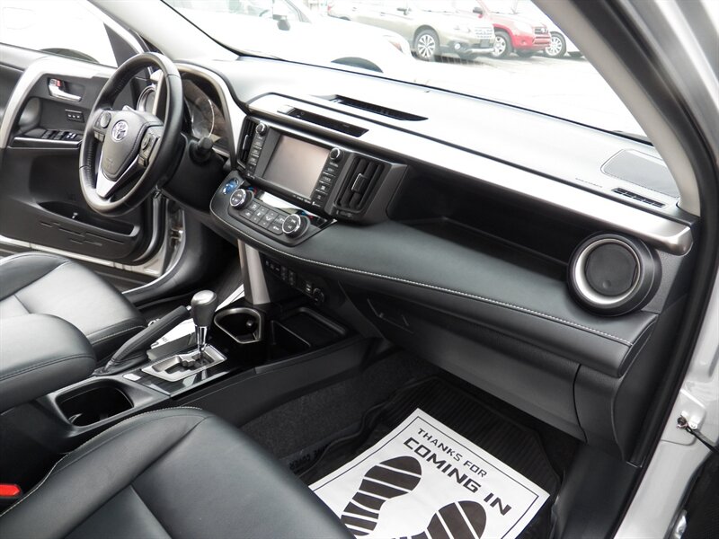 2016 Toyota RAV4 Hybrid Limited AWD - Photo 15 - Mishawaka, IN 46545
