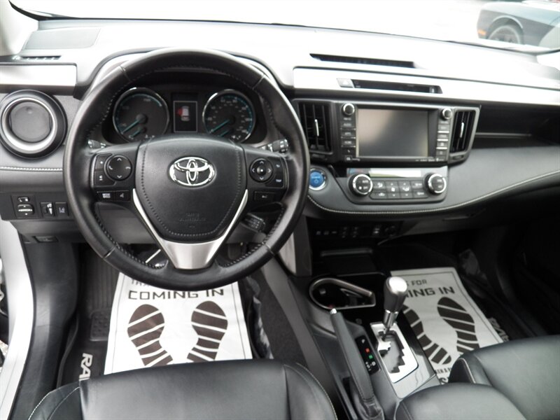 2016 Toyota RAV4 Hybrid Limited AWD - Photo 17 - Mishawaka, IN 46545