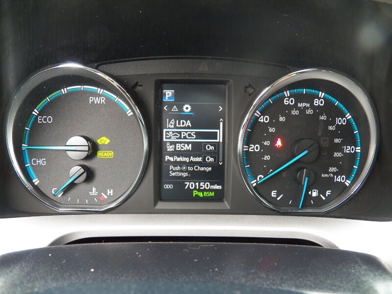 2016 Toyota RAV4 Hybrid Limited AWD - Photo 23 - Mishawaka, IN 46545