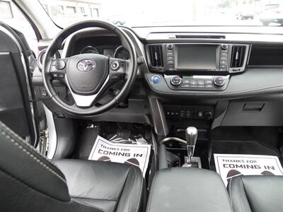 2016 Toyota RAV4 Hybrid Limited AWD - Photo 16 - Mishawaka, IN 46545