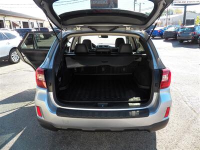 2016 Subaru Outback 3.6R Limited  AWD - Photo 15 - Mishawaka, IN 46545
