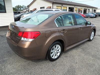 2011 Subaru Legacy 2.5i Premium  AWD - Photo 2 - Mishawaka, IN 46545
