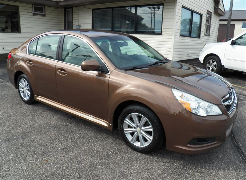 2011 Subaru Legacy 2.5i Premium  AWD
