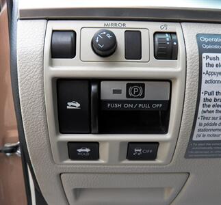 2011 Subaru Legacy 2.5i Premium  AWD - Photo 17 - Mishawaka, IN 46545