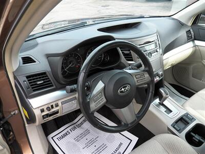 2011 Subaru Legacy 2.5i Premium  AWD - Photo 6 - Mishawaka, IN 46545