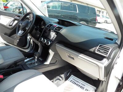 2018 Subaru Forester 2.5i Limited  AWD - Photo 13 - Mishawaka, IN 46545