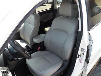 2018 Subaru Forester 2.5i Limited  AWD - Photo 8 - Mishawaka, IN 46545