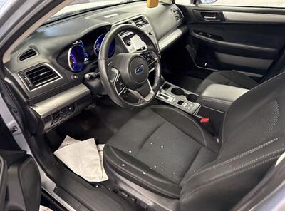 2018 Subaru Outback 2.5i Premium AWD - Photo 4 - Mishawaka, IN 46545