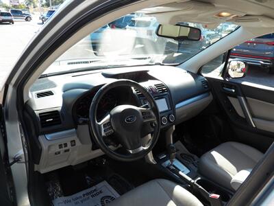 2014 Subaru Forester 2.5i Touring AWD - Photo 10 - Mishawaka, IN 46545