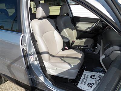 2014 Subaru Forester 2.5i Touring AWD - Photo 17 - Mishawaka, IN 46545
