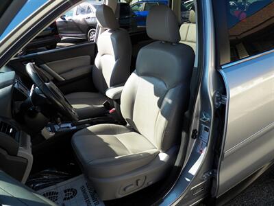 2014 Subaru Forester 2.5i Touring AWD - Photo 7 - Mishawaka, IN 46545