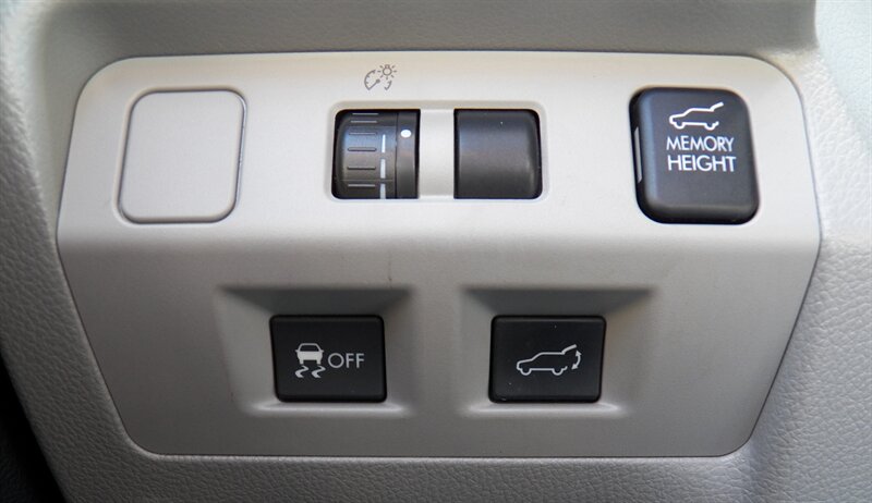 2014 Subaru Forester 2.5i Touring AWD - Photo 30 - Mishawaka, IN 46545