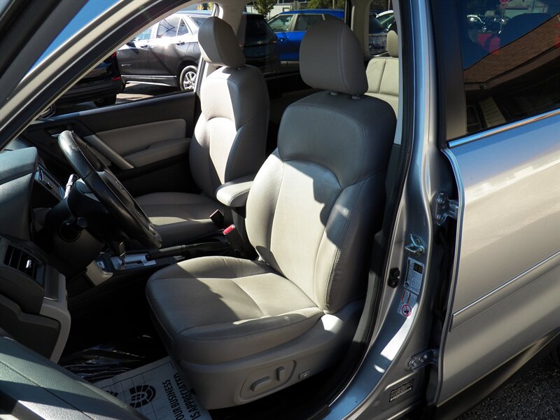 2014 Subaru Forester 2.5i Touring AWD - Photo 8 - Mishawaka, IN 46545