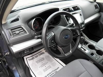 2018 Subaru Outback 2.5i Premium  AWD - Photo 7 - Mishawaka, IN 46545