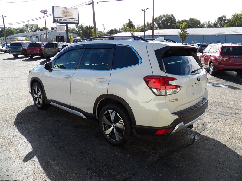 2020 Subaru Forester Touring AWD - Photo 3 - Mishawaka, IN 46545
