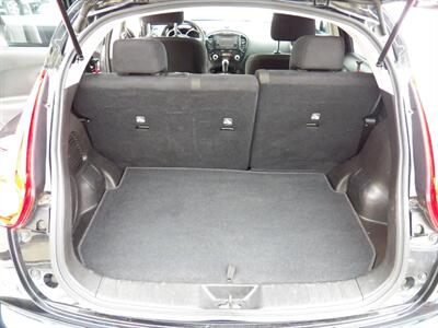 2013 Nissan JUKE SV  AWD - Photo 11 - Mishawaka, IN 46545