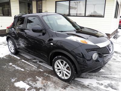 2013 Nissan JUKE SV  AWD - Photo 4 - Mishawaka, IN 46545