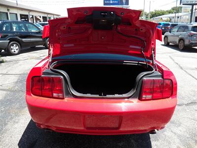 2007 Ford Mustang GT Deluxe   - Photo 6 - Mishawaka, IN 46545