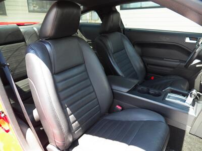 2007 Ford Mustang GT Deluxe   - Photo 11 - Mishawaka, IN 46545