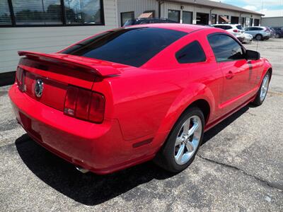 2007 Ford Mustang GT Deluxe   - Photo 4 - Mishawaka, IN 46545