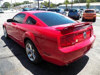 2007 Ford Mustang GT Deluxe   - Photo 3 - Mishawaka, IN 46545