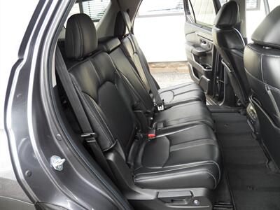 2024 Honda Pilot Touring AWD - Photo 13 - Mishawaka, IN 46545