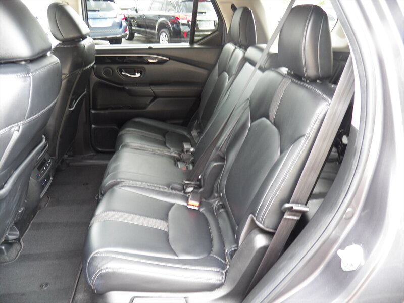 2024 Honda Pilot Touring AWD - Photo 10 - Mishawaka, IN 46545