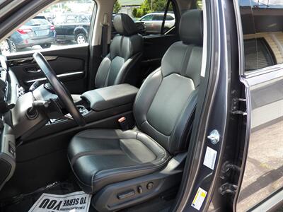 2024 Honda Pilot Touring AWD - Photo 8 - Mishawaka, IN 46545