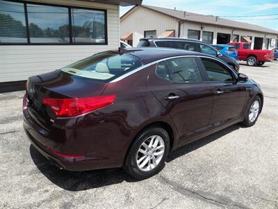 2013 Kia Optima LX   - Photo 2 - Mishawaka, IN 46545