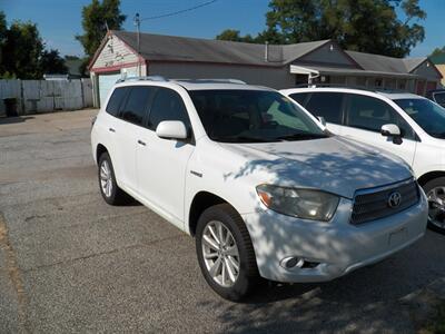 2011 Toyota Highlander   - Photo 1 - Mishawaka, IN 46545
