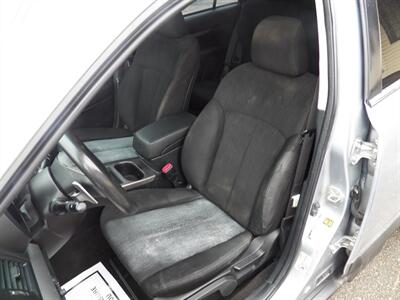 2014 Subaru Outback 2.5i  AWD - Photo 6 - Mishawaka, IN 46545