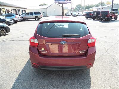 2016 Subaru Impreza 2.0i  AWD - Photo 4 - Mishawaka, IN 46545