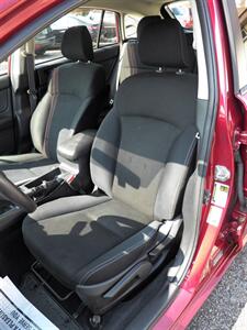 2016 Subaru Impreza 2.0i  AWD - Photo 10 - Mishawaka, IN 46545