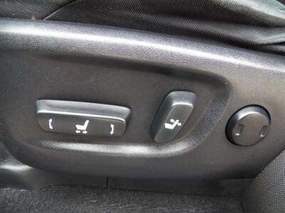 2012 Toyota 4Runner SR5  4x4 - Photo 9 - Mishawaka, IN 46545