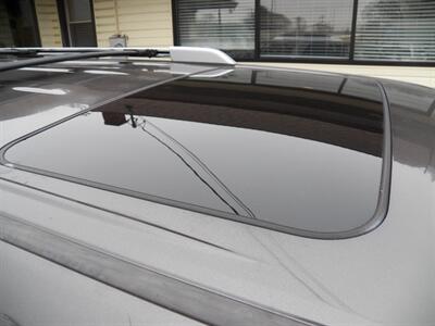 2012 Toyota 4Runner SR5  4x4 - Photo 5 - Mishawaka, IN 46545