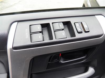 2012 Toyota 4Runner SR5  4x4 - Photo 16 - Mishawaka, IN 46545