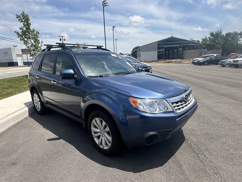 2012 Subaru Forester 2.5X Premium AWD - Photo 1 - Mishawaka, IN 46545
