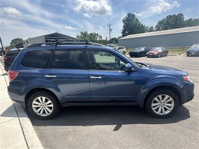 2012 Subaru Forester 2.5X Premium  AWD - Photo 5 - Mishawaka, IN 46545