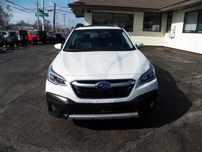 2022 Subaru Outback Limited  AWD - Photo 8 - Mishawaka, IN 46545