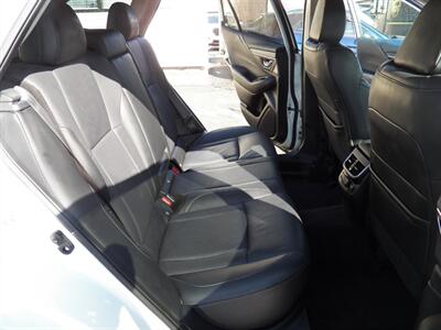2022 Subaru Outback Limited  AWD - Photo 16 - Mishawaka, IN 46545