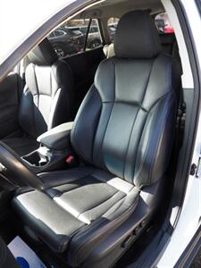 2022 Subaru Outback Limited  AWD - Photo 12 - Mishawaka, IN 46545