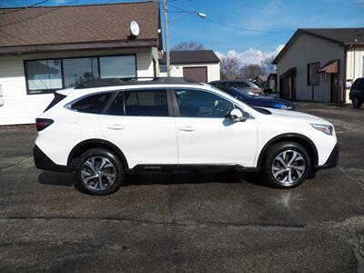2022 Subaru Outback Limited  AWD - Photo 2 - Mishawaka, IN 46545