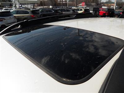 2022 Subaru Outback Limited  AWD - Photo 9 - Mishawaka, IN 46545