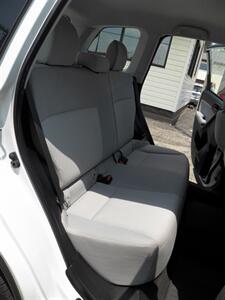 2014 Subaru Forester 2.5i  AWD - Photo 11 - Mishawaka, IN 46545