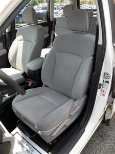 2014 Subaru Forester 2.5i  AWD - Photo 8 - Mishawaka, IN 46545