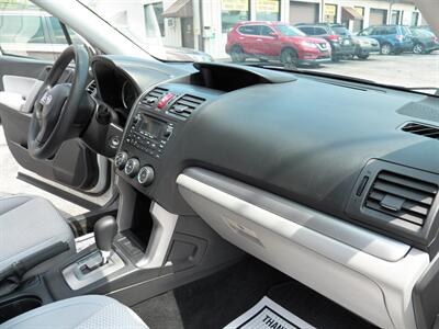 2014 Subaru Forester 2.5i  AWD - Photo 13 - Mishawaka, IN 46545
