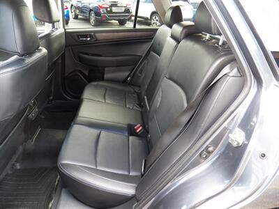 2017 Subaru Outback 2.5i Limited  AWD - Photo 11 - Mishawaka, IN 46545