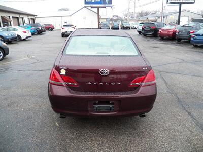 2008 Toyota Avalon XLS   - Photo 4 - Mishawaka, IN 46545