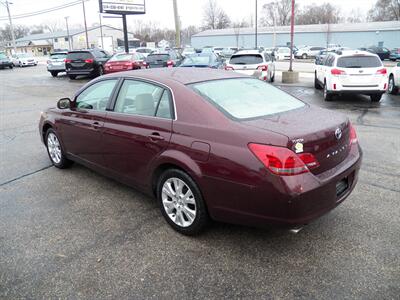 2008 Toyota Avalon XLS   - Photo 5 - Mishawaka, IN 46545